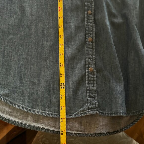 Liz Claiborne Petite Size PL Women Blue Denim Snap Front Shirt Long Sleeve Weste - Picture 15 of 16